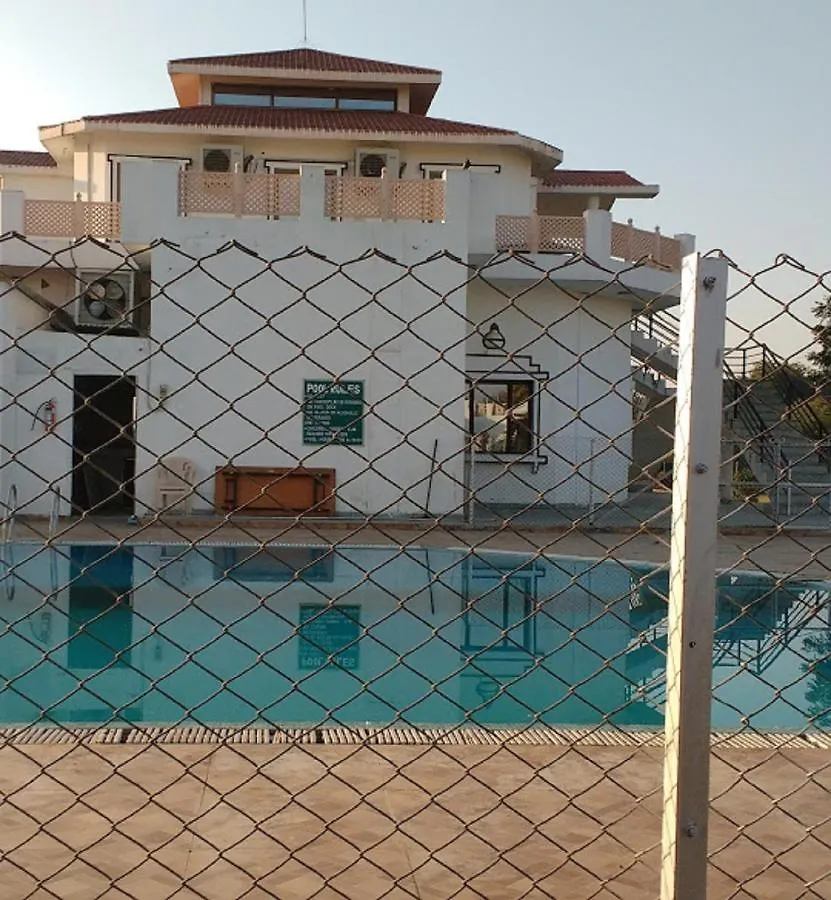 Hotel La Fortuna Resort And Spa Udaipur