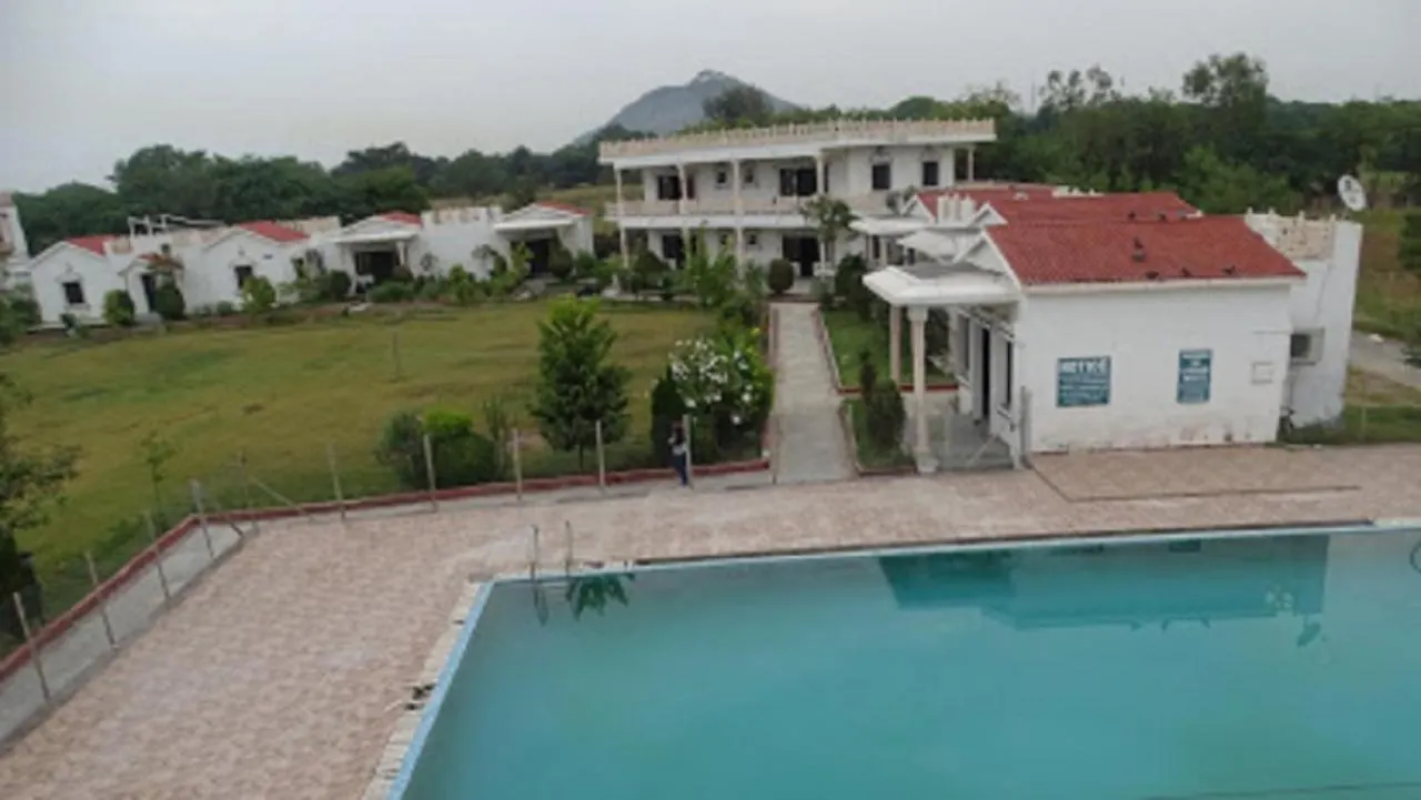 La Fortuna Resort And Spa Udaipur
